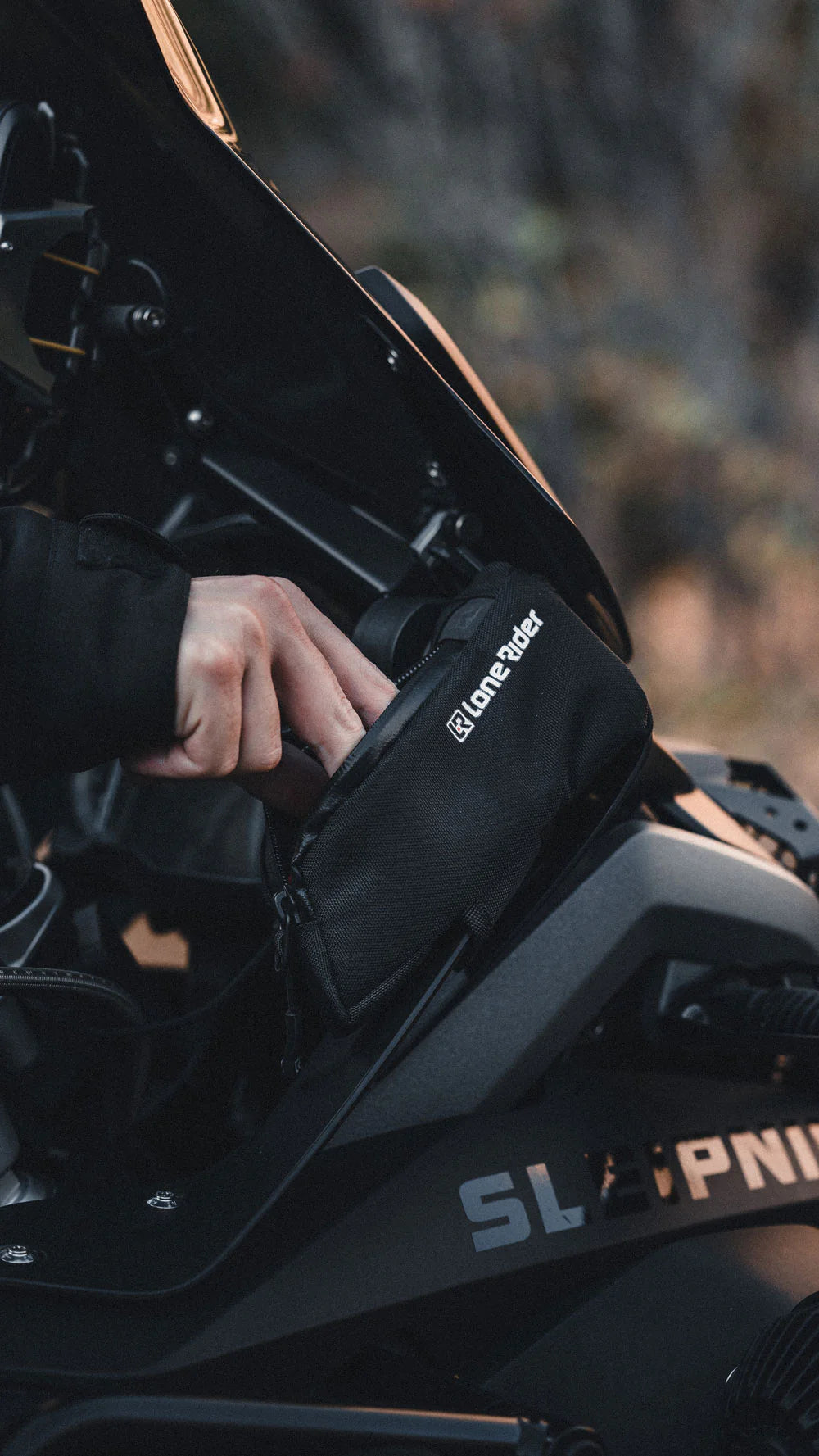 Lone Rider Cockpit Hangry Pouch - BMW R1200/1250 GS / GS Adventure