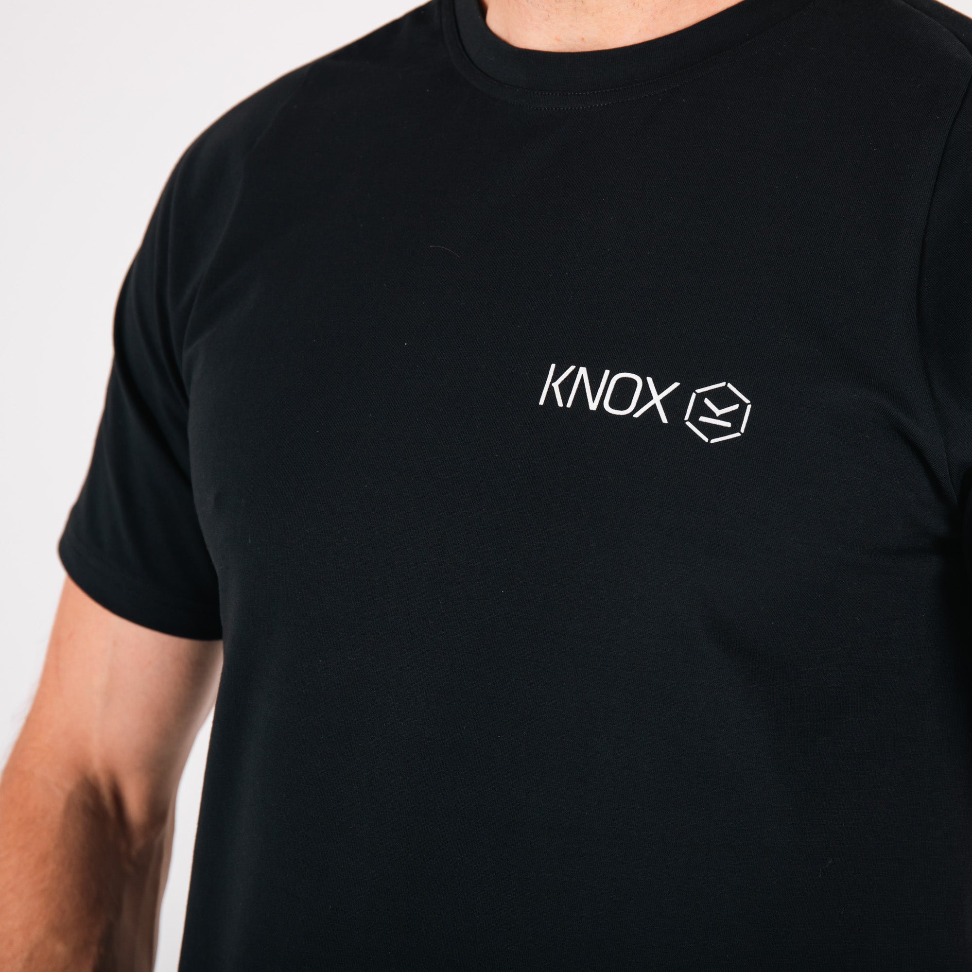 Knox Illusion Strip T-Shirt – Black