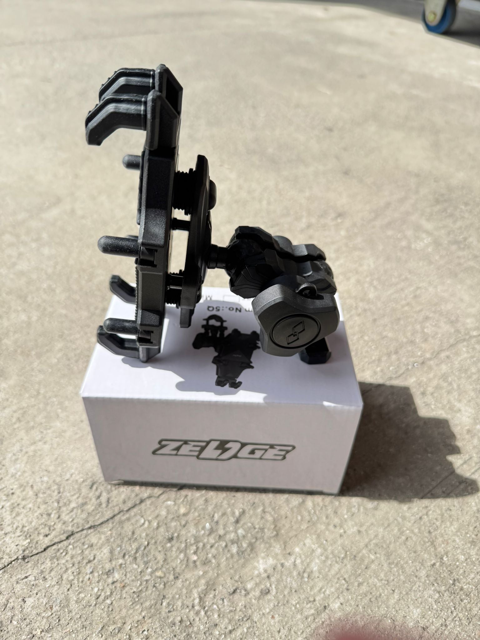 Zedge Phone Holder Basic with Damper