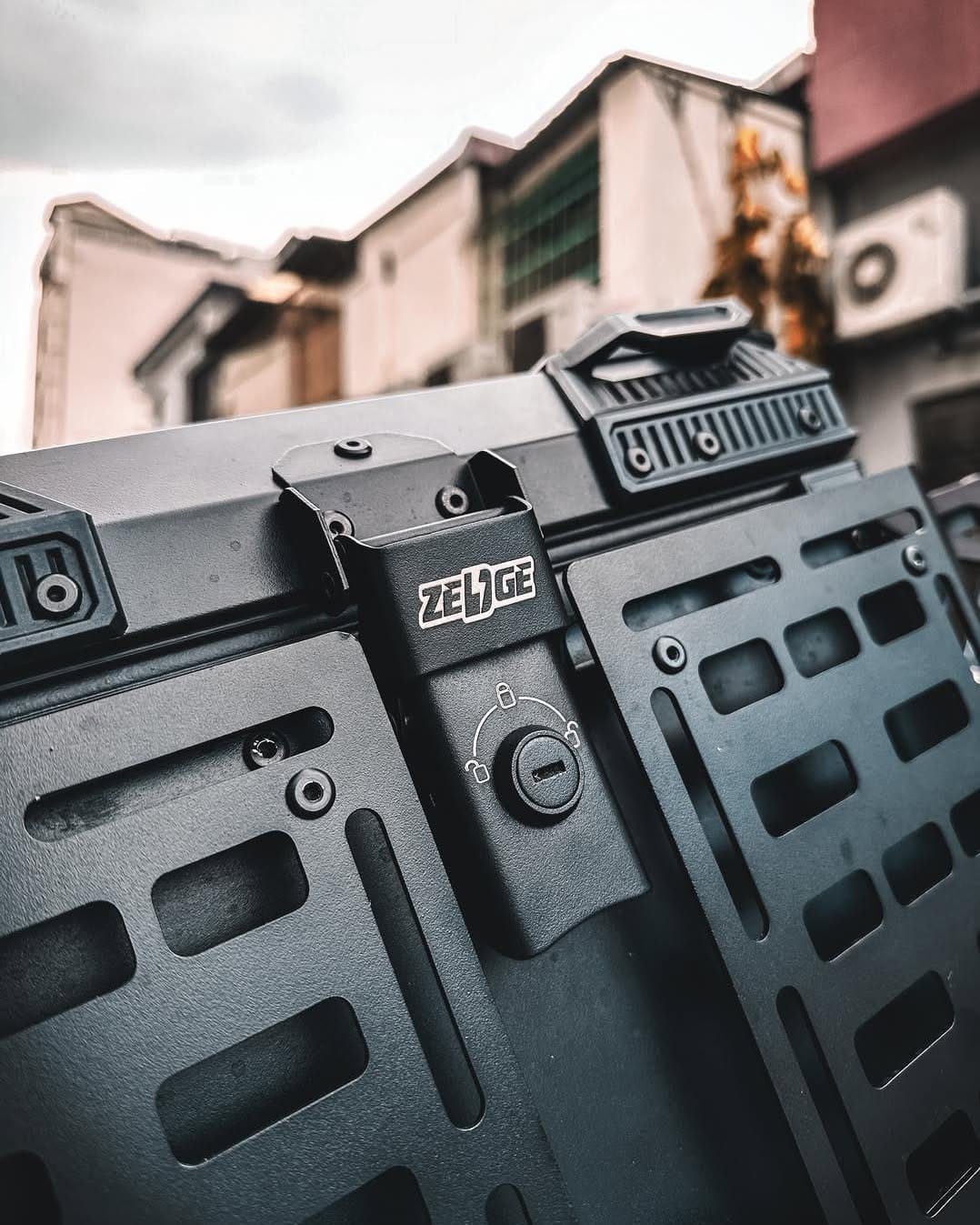 Zedge Transformer Top Case