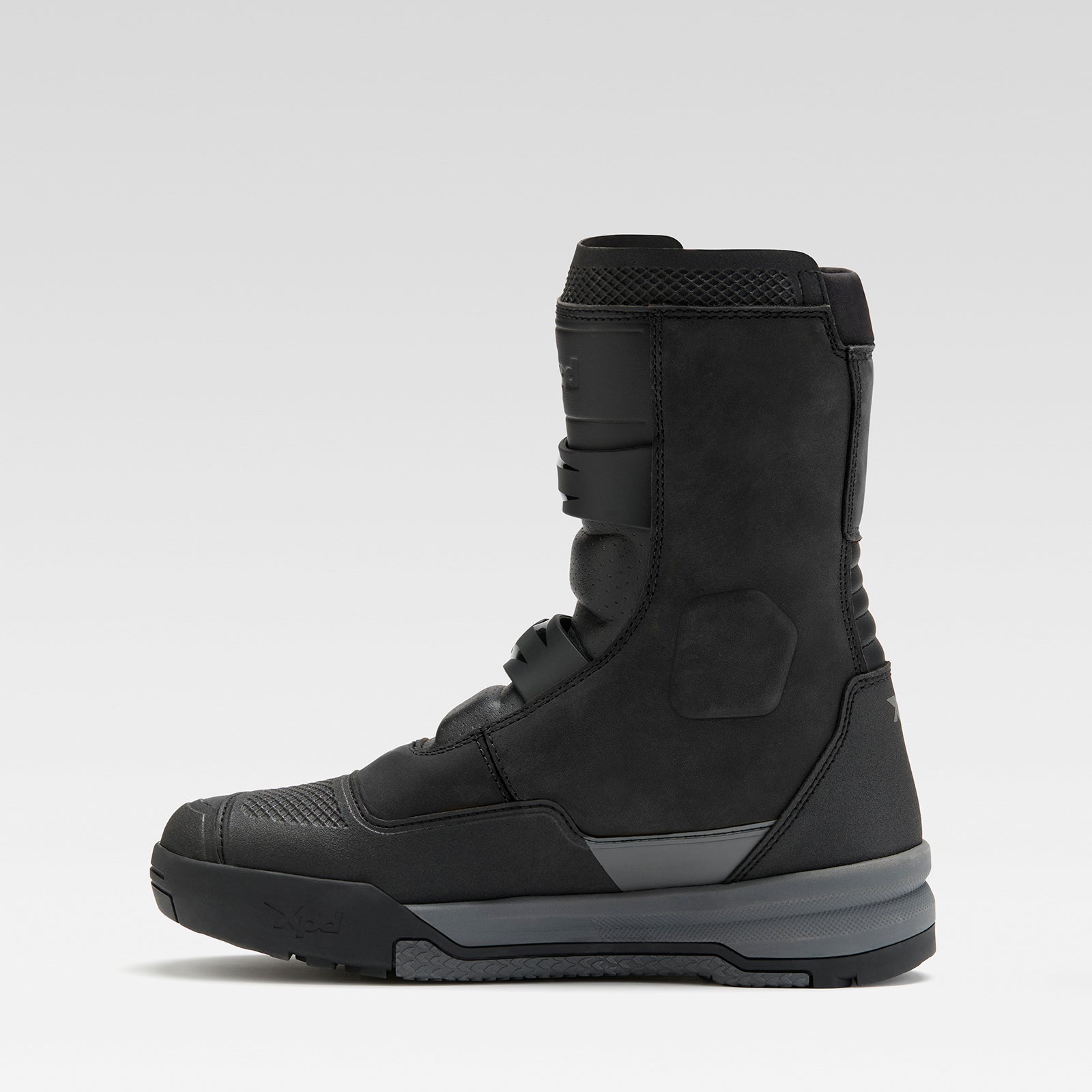 Xpd X-Adventure Mid H2Out Black Boot (26)