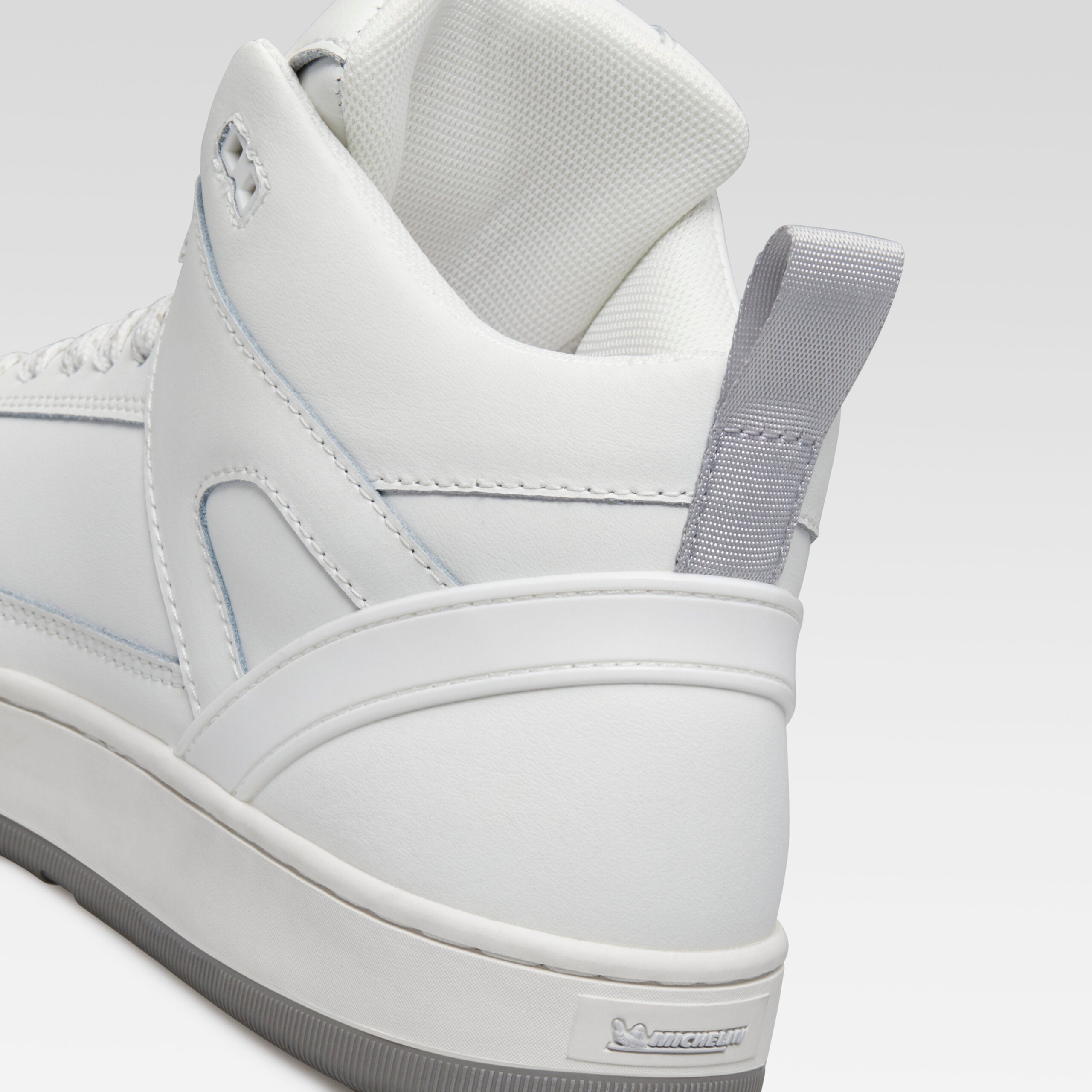 Xpd Moto 1 Leather Sneaker White (001)