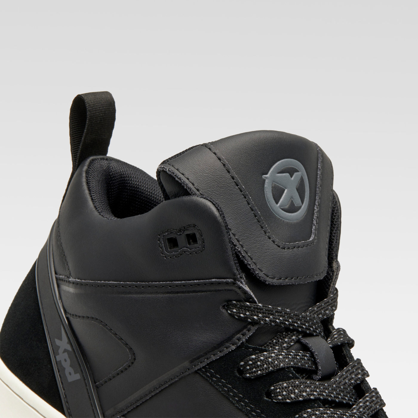 Xpd Moto 1 Leather Sneaker Black (26)