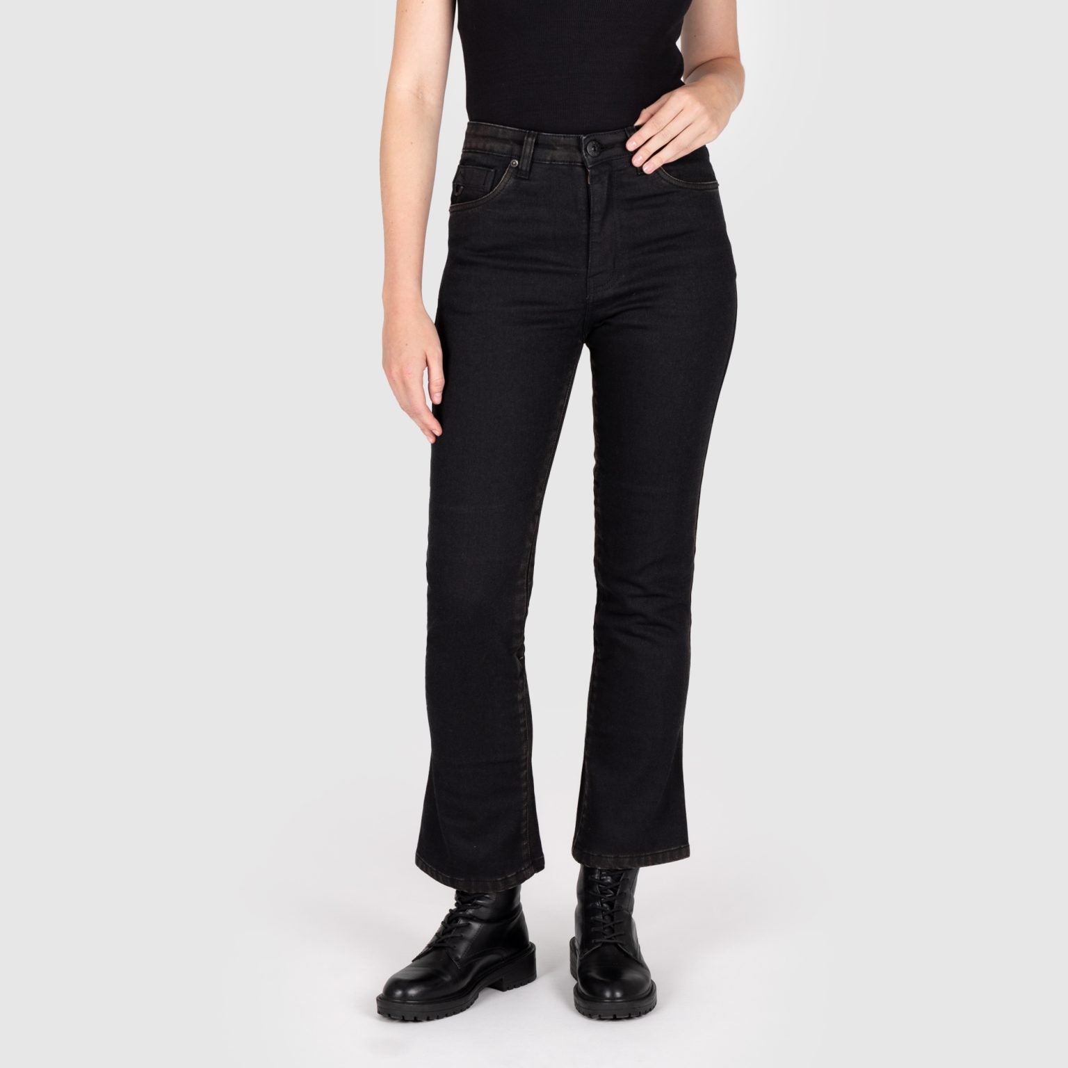 Knox Women’s Cartmel Kick-Flare Jeans Black