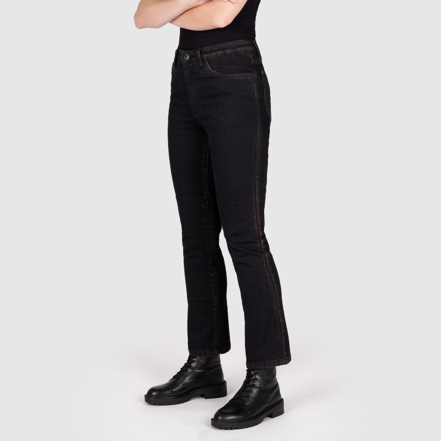 Knox Women’s Cartmel Kick-Flare Jeans Black