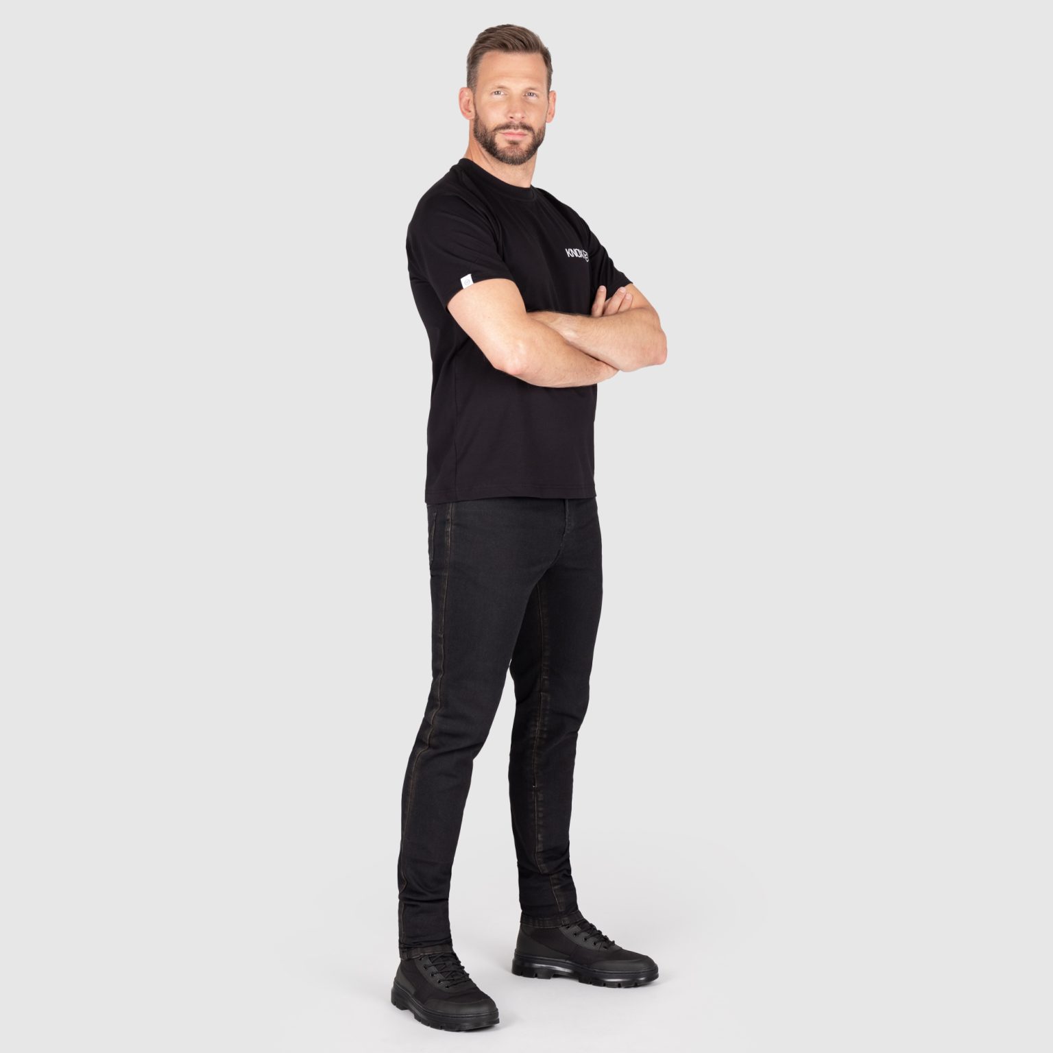 Knox Colton Slim-Tapered Jeans – Black Rust