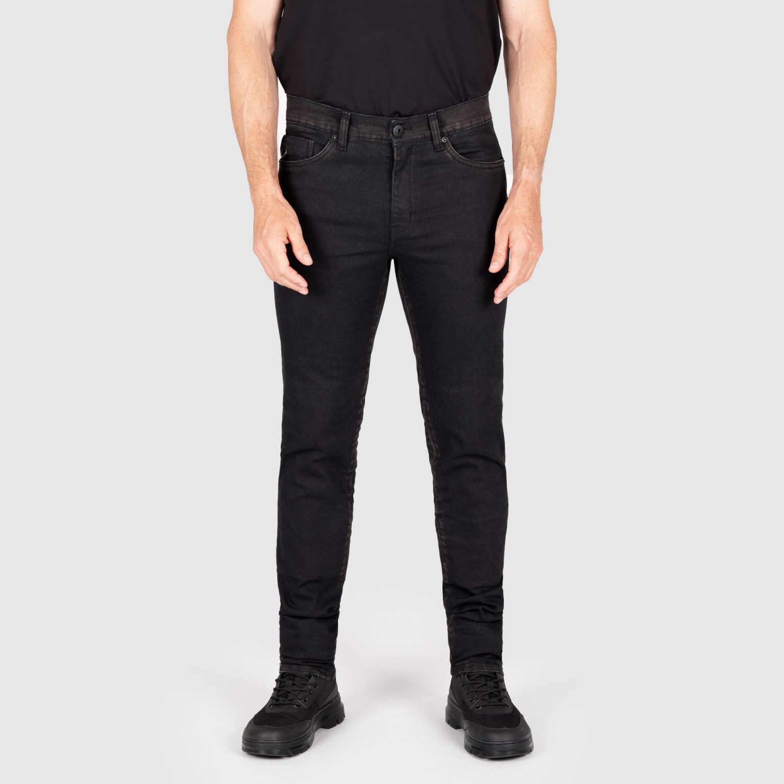 Knox Colton Slim-Tapered Jeans – Black Rust
