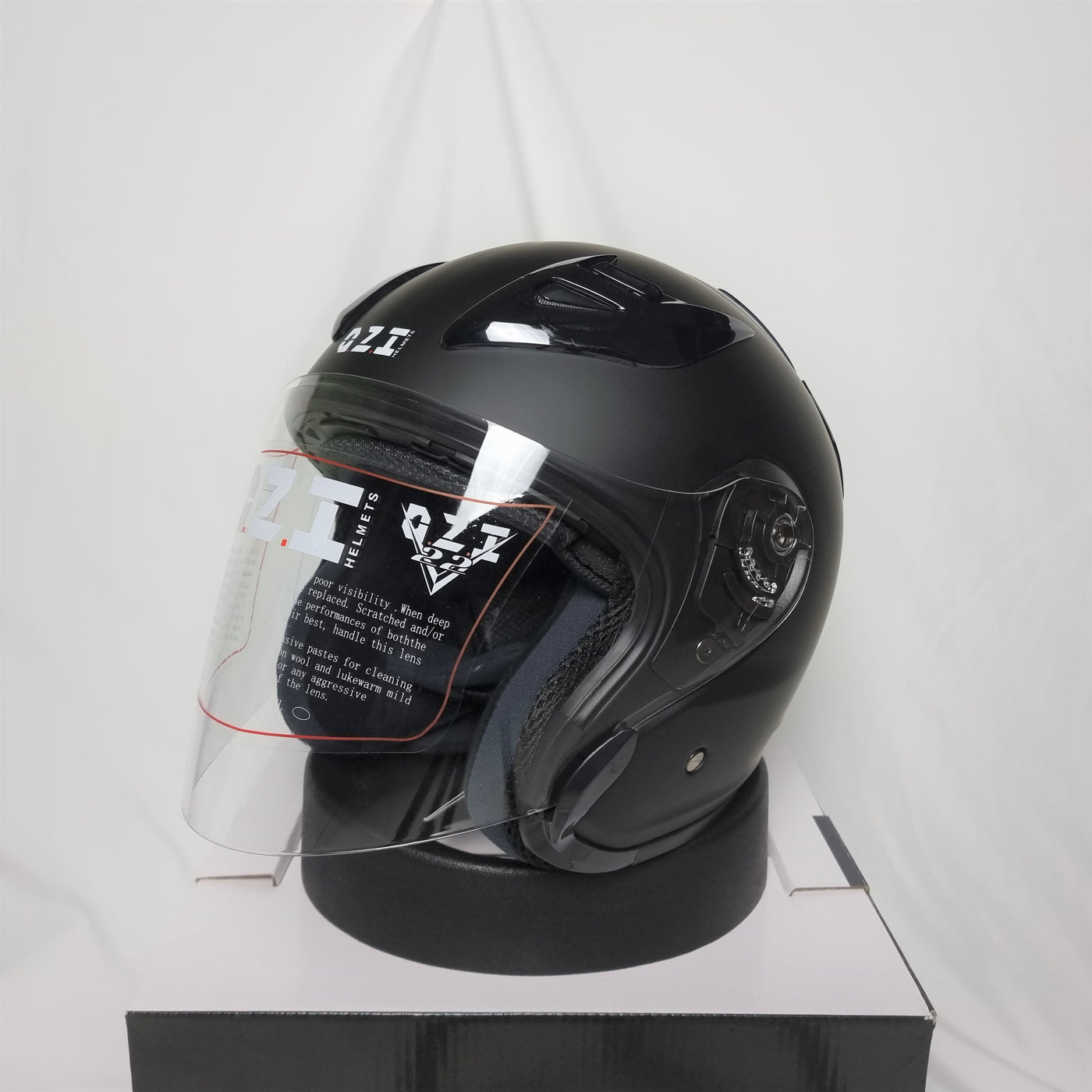 OZI 22 Matt Black Helmet