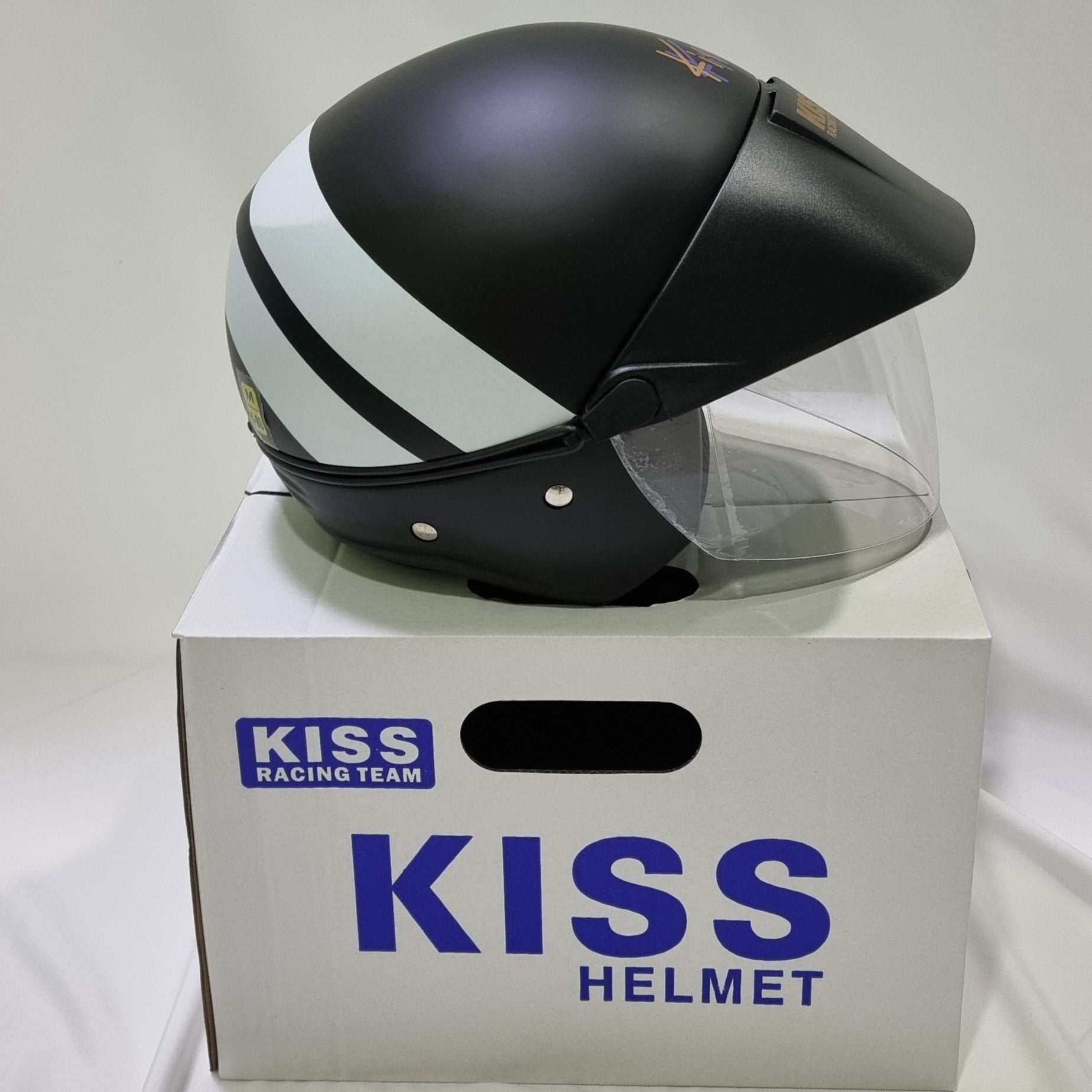 KISS #04 Matt Black/ White LIMITED EDITION Helmet