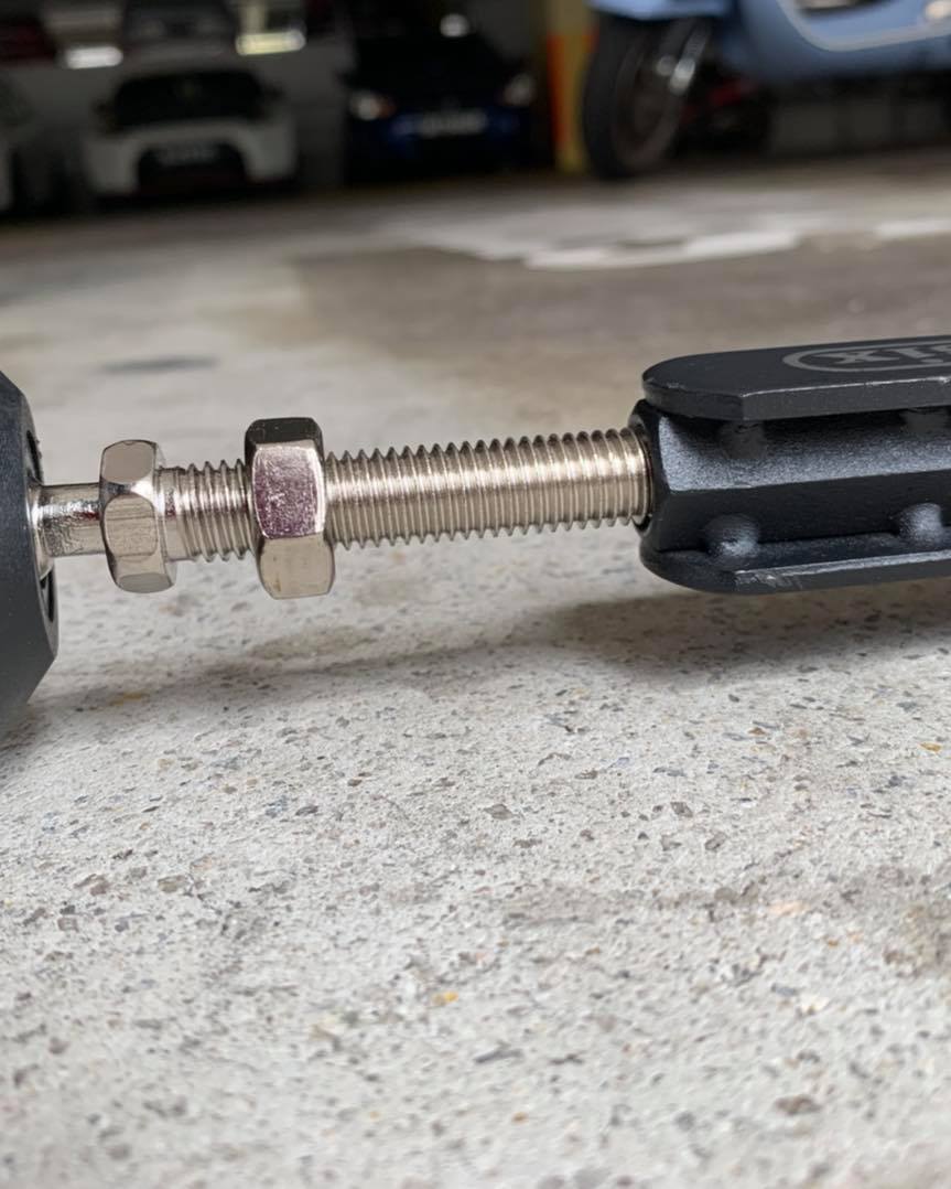 Verysix Foldable Paddock Stand