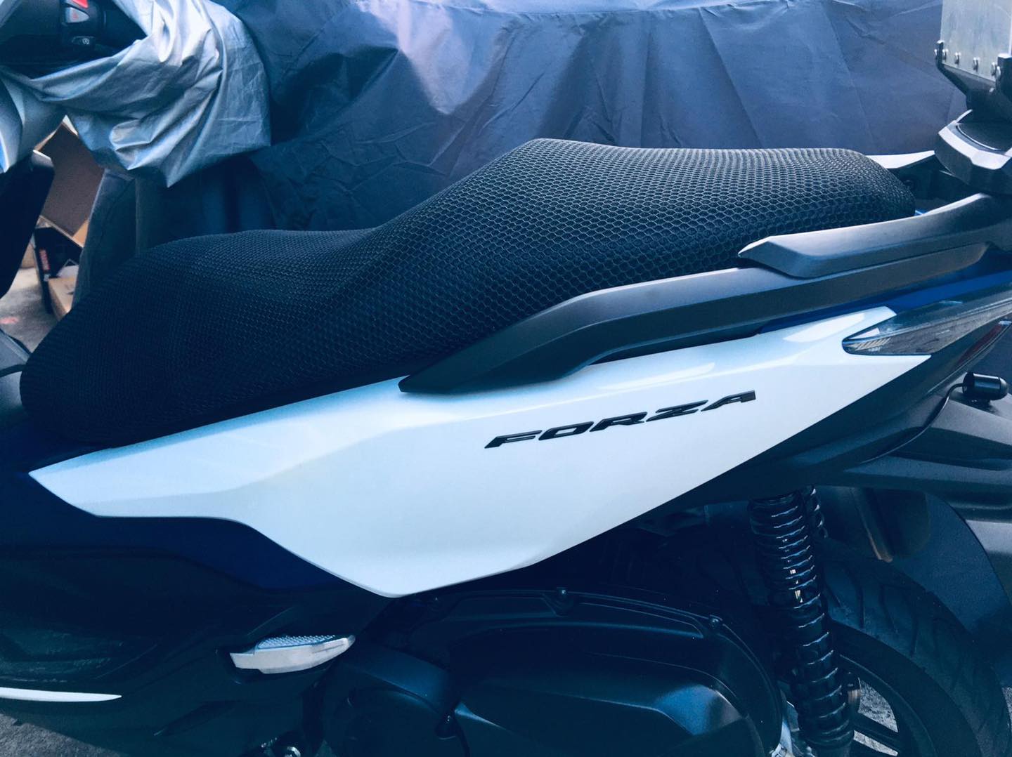 Motorcycle Seat 3D Mesh Cover
