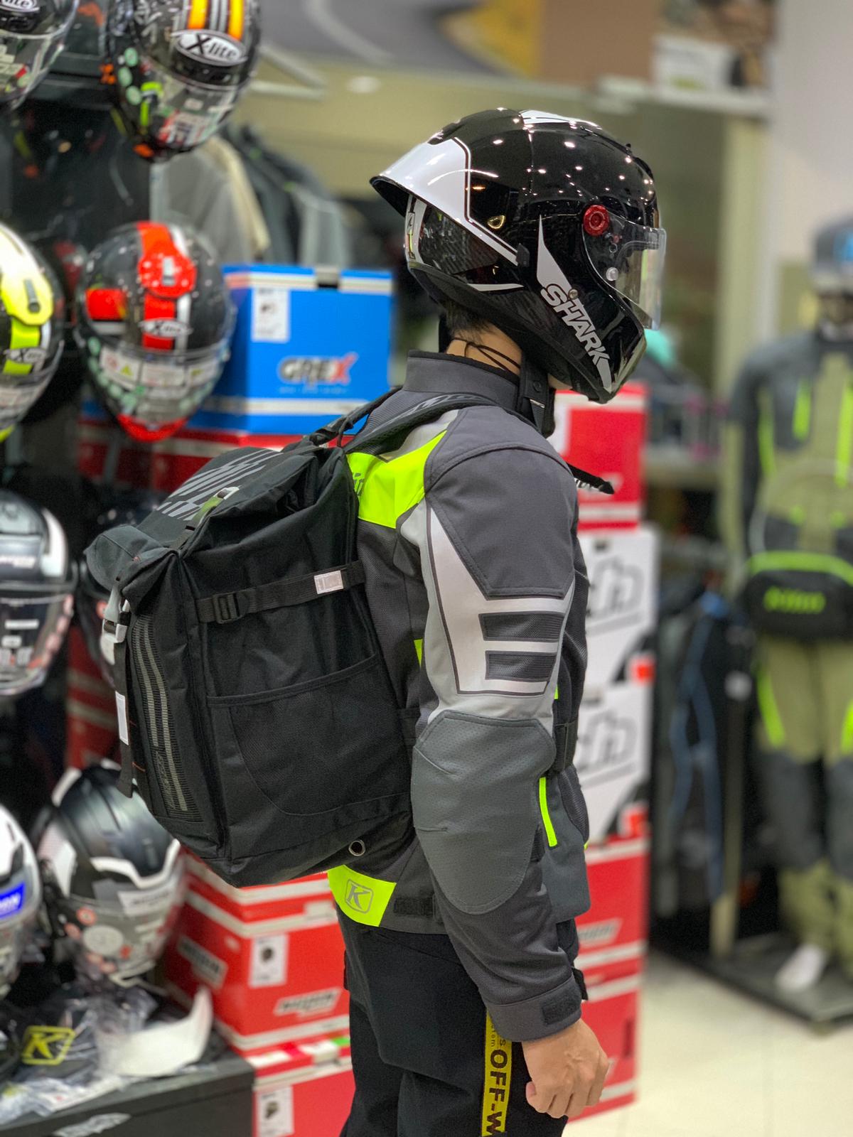 Zedge WP Backpack with Light 2.0 (Able to fit helmet!)