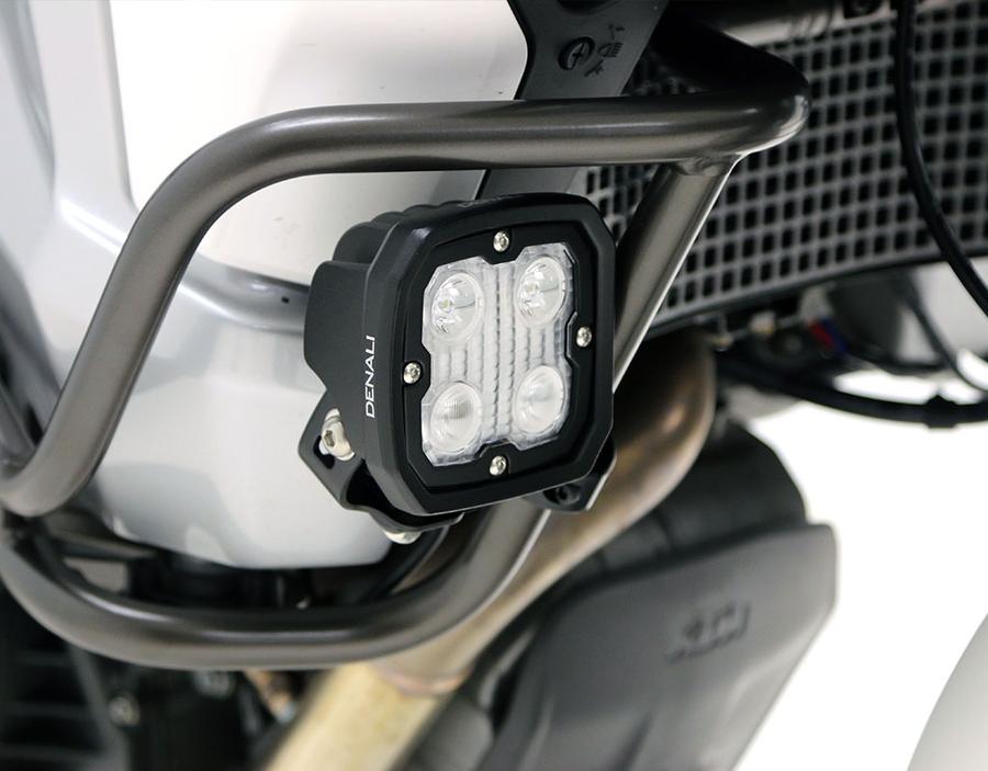 Denali Driving Light Mount - Articulating Bar Clamp 21mm-29mm (LAH.00.10300.B)